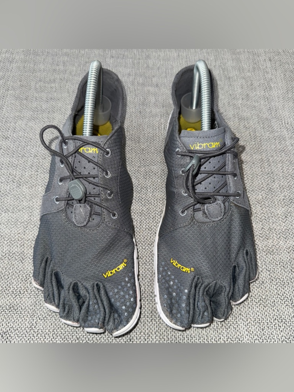 Vibram Fivefingers CVT LS 13M0601 Men Size 42 US 9.5 Gray Barefoot Shoes